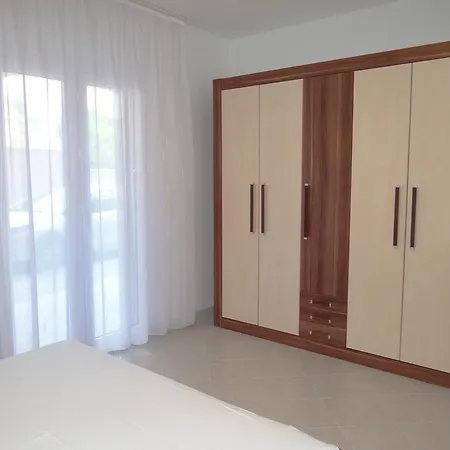 Apartment Lola Trogir
