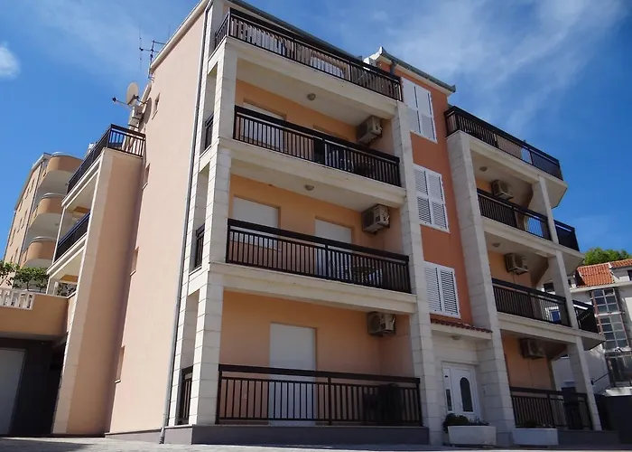 Lola Apartment Trogir